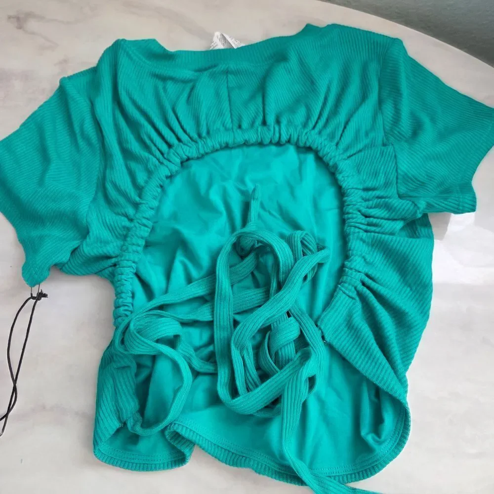 Alo Yoga Ribbed Manifest Short Sleeve Tee In Green Emerald